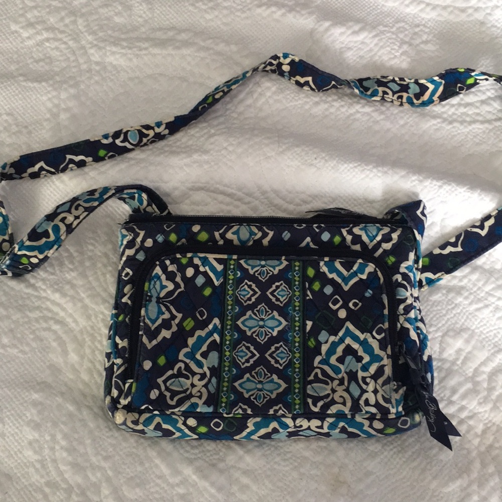 Authentic Vera Bradley iconic little hipster